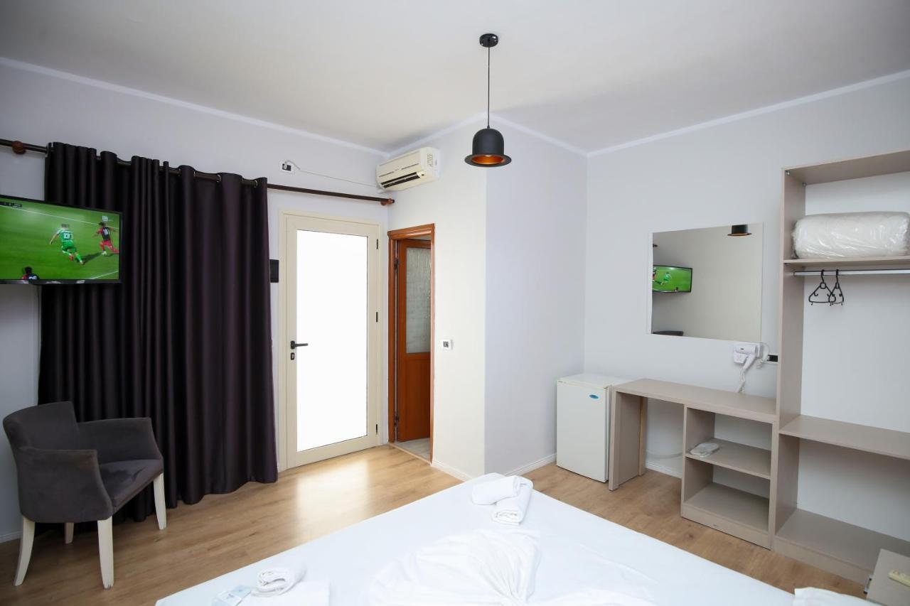Skyhill Boutique Hotel Vlore Exterior photo